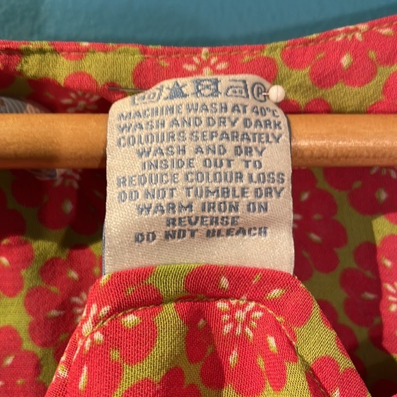 Boden semi-sheer floral blouse orange and green size 8 - Picture 4 of 5